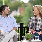 Åkesson och Thand Ringqvist.