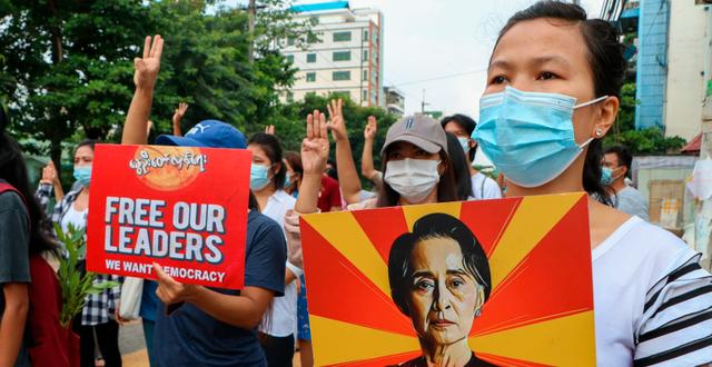 Demonstrationer för Aung San Suu Kyi i Rangoon. AP