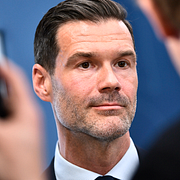 Forrssell (M), Dadgostar (V)