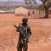 Arkivbild på en nigeriansk soldat under 2024.
