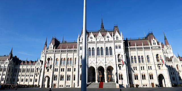 Ungerska parlamentsbyggnaden i Budapest/Arkivbild Noemi Bruzak / AP