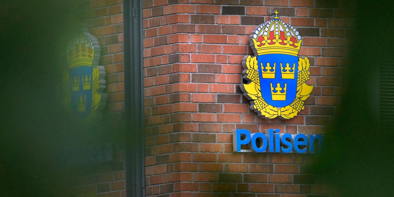 Polismannen är nu åtalad för flera grova sexualbrott mot barn.