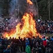 Majbrasa på Älvsjö gamla IP 2023.