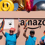 En vagn från Amazon under prideparaden i Washington i juni i år.