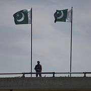 En soldat i Islamabad.