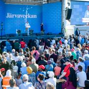 Statsminister Stefan Löfven (S) talar under politikerveckan på Spånga IP i Järva.