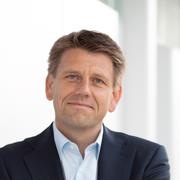 Oliver Steil, vd för TeamViewer, berättar om hur den digitala omställningen under pandemin resulterade i ett rekordår för företaget.