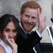 Arkivbild: Meghan Markle och prins Harry efter bröllopet tidigare i maj. 