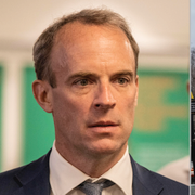 Dominic Raab till vänster. Till höger en bild på en gravsättning för en person som dog i en rysk attack.