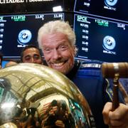 Rymdturismföretaget Virgin Galactic vd Richard Branson firar att hans företag noteras på Wall Street. Oktober 2019. 