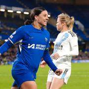 Chelseas Sam Kerr firar ett mål i damernas Champions League, 23 november.