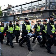 Poliser under karnevalen Notting Hill