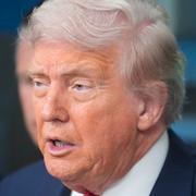 Donald Trump på en pressträff. 