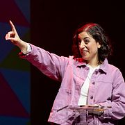 Liberalernas partiledare Simona Mohamsson under en partiledardebatt på Kulturhuset Stadsteatern i Stockholm.