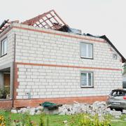 Bild på huset i Wyryki som skadades under den ryska kränkningen.