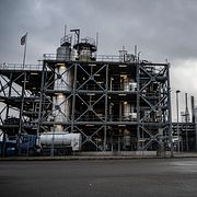 Danskt oljeraffinaderi.