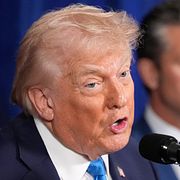 USA:s president Donald Trump och försvarsminister Pete Hegseth.