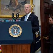 Joe Biden håller ett tal efter skjutningen mot Trump i Vita Huset, Washington, USA den 14 juli 2024. 