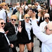 Utkädda fans till den amerikanska rapparen Pitbull vid Avicii arena inför söndagskvällens konsert.