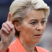 EU-chefen Ursula von der Leyen och Rysslands president Vladimir Putin. TT