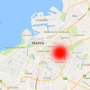 En död man har hittats på en kyrkogård i Malmö.