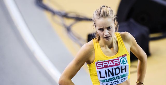 Lovisa Lindh efter målgången i kvalet på 800m under Friidrotts-EM 2019. Erik Simander/TT / TT NYHETSBYRÅN