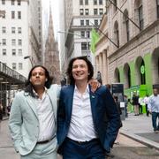 Robinhood-grundarna Baiju Bhatt och and Vladimir Tenev vid IPO:n på Wall Street i juli 2021.