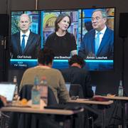 Olaf Scholz, Annalena Baerbock och Armin Laschet under söndagens debatt.