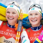 Emma Ribom och Jonna Sundling efter segern i sprintstafetten