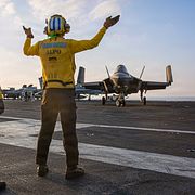 Hangarfartyget USS Abraham Lincoln.