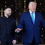 Zelenskyj och Trump i USA i december.