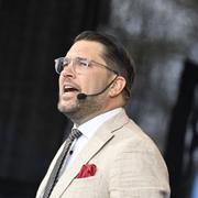 Sverigedemokraternas partiledare Jimmie Åkesson håller vårtal på Långholmen i Stockholm. 