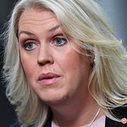 Socialminister Lena Hallengren (S)