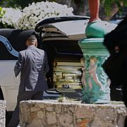 Guldkistan i fråga.