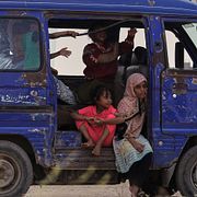 En jemenitisk familj på flykt i Aden, 12 oktober.
