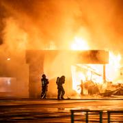 Polis och räddningstjänst på platsen.