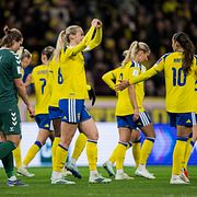Amanda Ilestedt efter det avslutande 10–0-målet. 