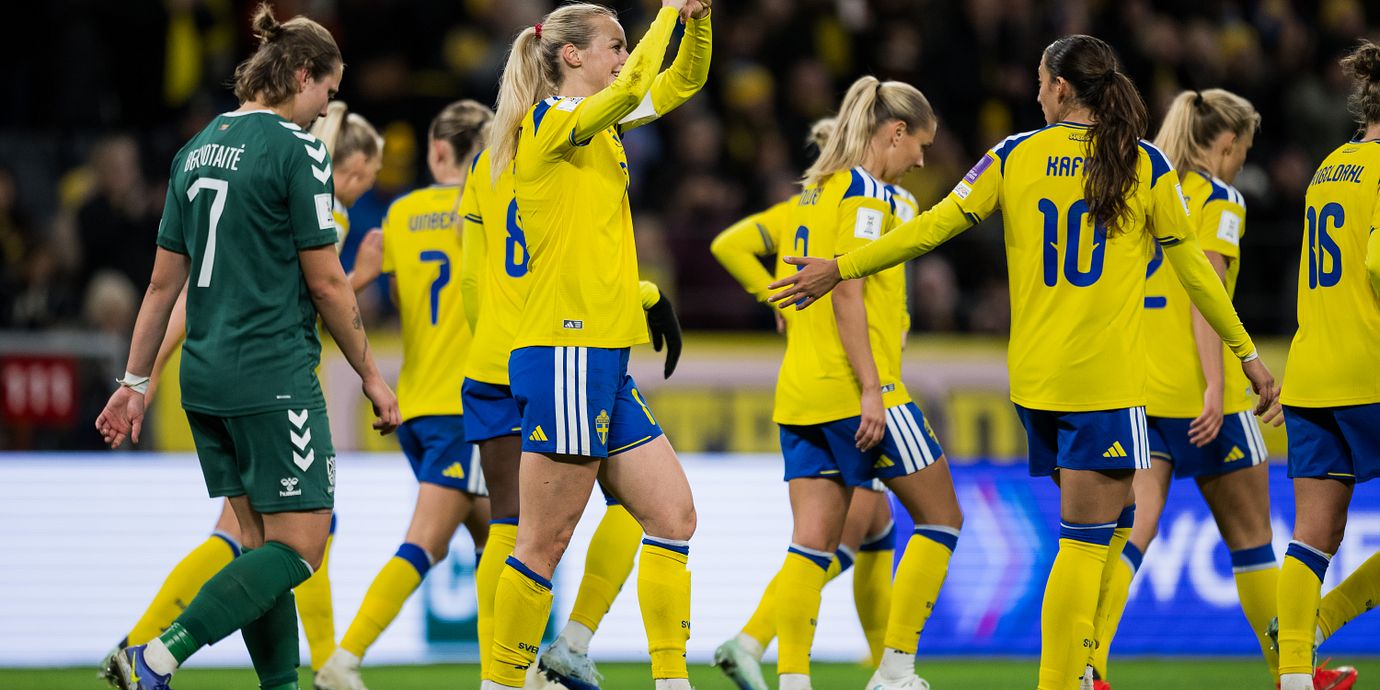 Amanda Ilestedt efter det avslutande 10–0-målet. 