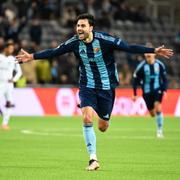 Djurgårdens Deniz Hümmet jublar vid 2-1 under torsdagens fotbollsmatch i Uefa Conference League mellan Djurgårdens IF och Panathinaikos FC på Tele 2 Arena. 