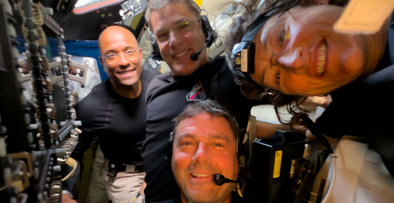 Artemis-besättningen Victor Glover, Jeremy Hansen, Reid Wiseman och Christina Koch.