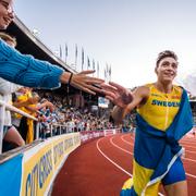 Duplantis springer ett ärevarv på Stadion.