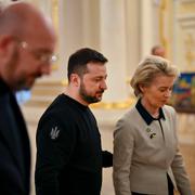 Zelenskyj i Kyiv med EU-topparna Ursula von der Leyen och Charles Michel AP