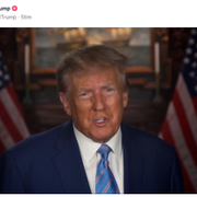 Donald Trump i videon han publicerade i natt.