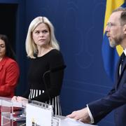 Jämställdhets- och arbetslivsminister Paulina Brandberg, (L) kulturminister Parisa Liljestrand (M) och socialminister Jakob Forssmed (KD).