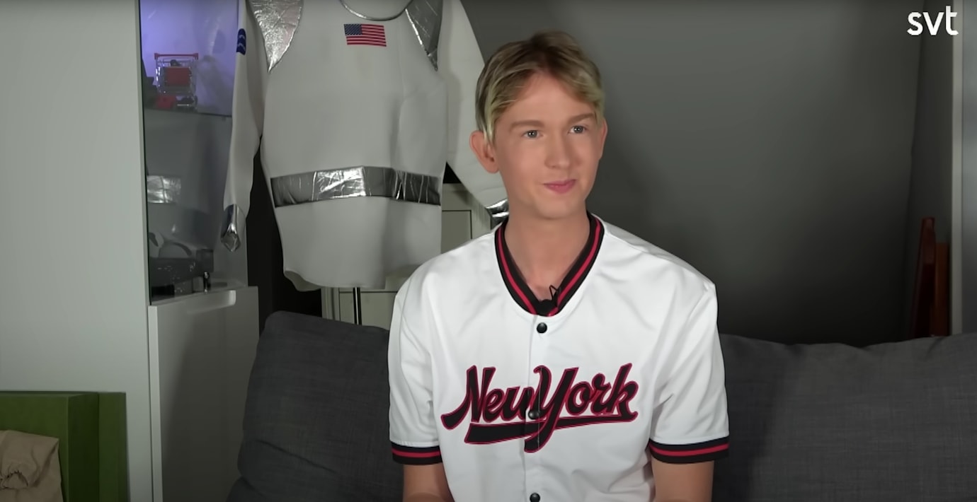 Pontus Rasmusson i intervju med Lilla Aktuellt 2022. 