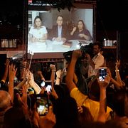 Bolsonaro håller ett tv-sänt tal till sina väljare efter att han utropats som segrare.
