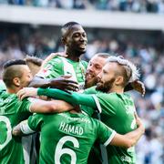 Hammarbys Pa Dibba jublar efter 1-0 målet 