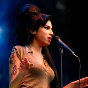 Amy Winehouse under en spelning i Norge 2007.