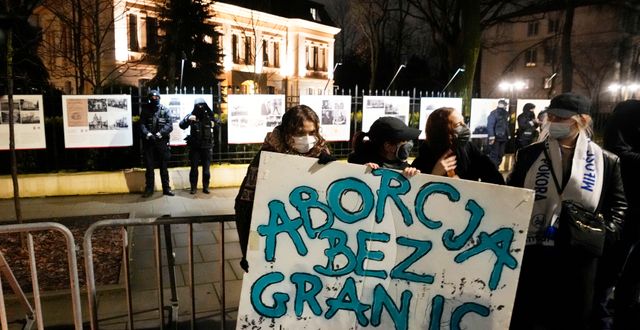 Demonstration för aborträtt i Warszawa 26 januari 2022. Czarek Sokolowski / AP
