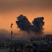 Rök över Teheran.
